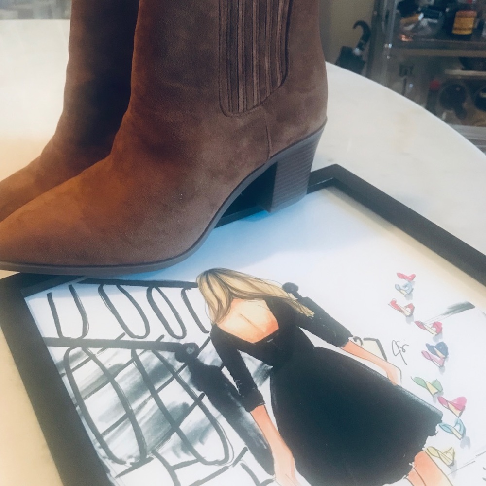 Tan Suede Ankle Boots with Heel, women’s size 9